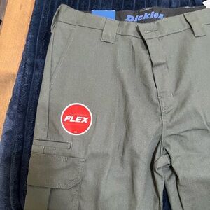 Dickies Slim FIt Flex Pants green color youth size 20